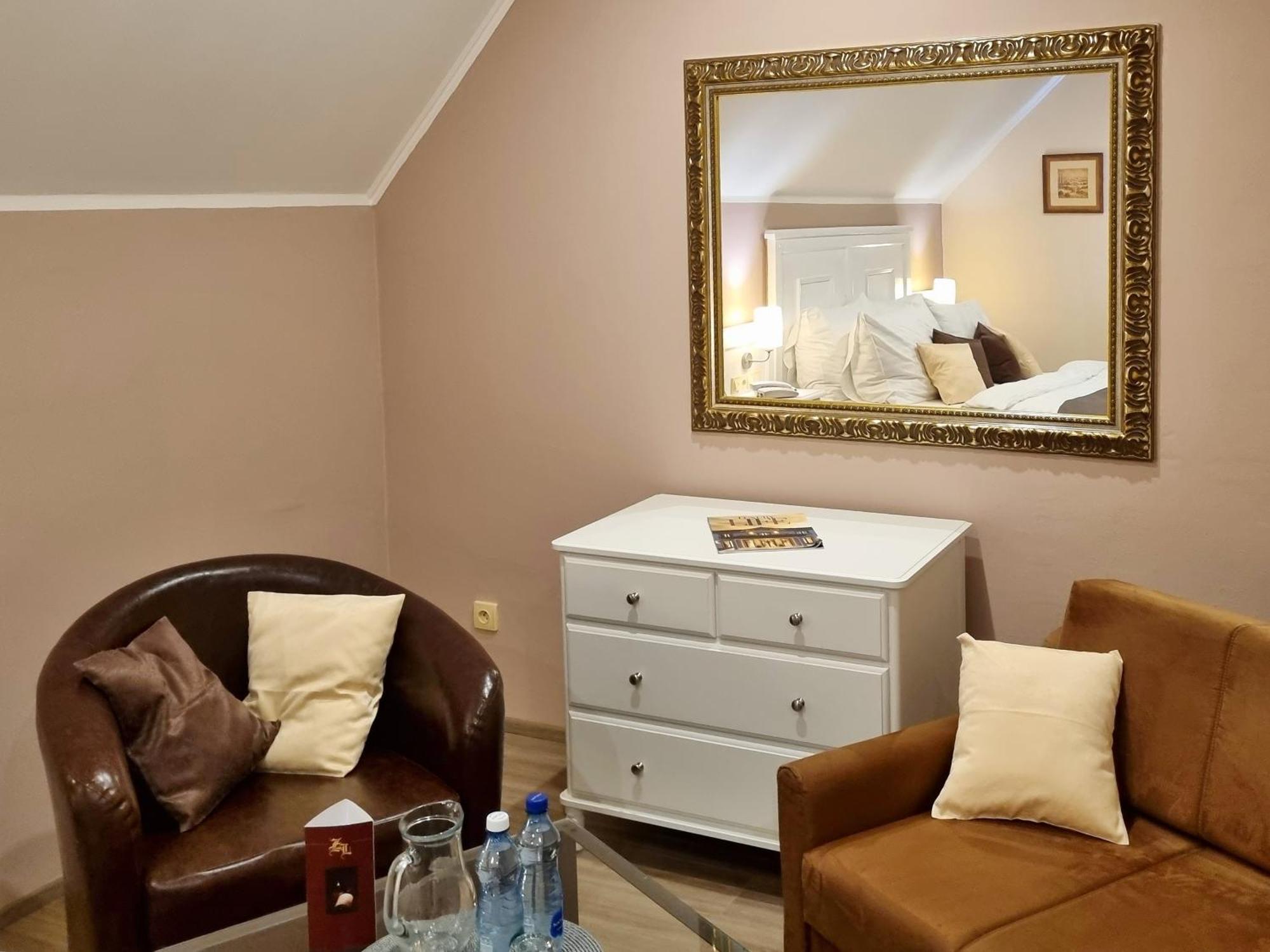 Wellness Hotel Zlatá Lípa Decin Camera foto